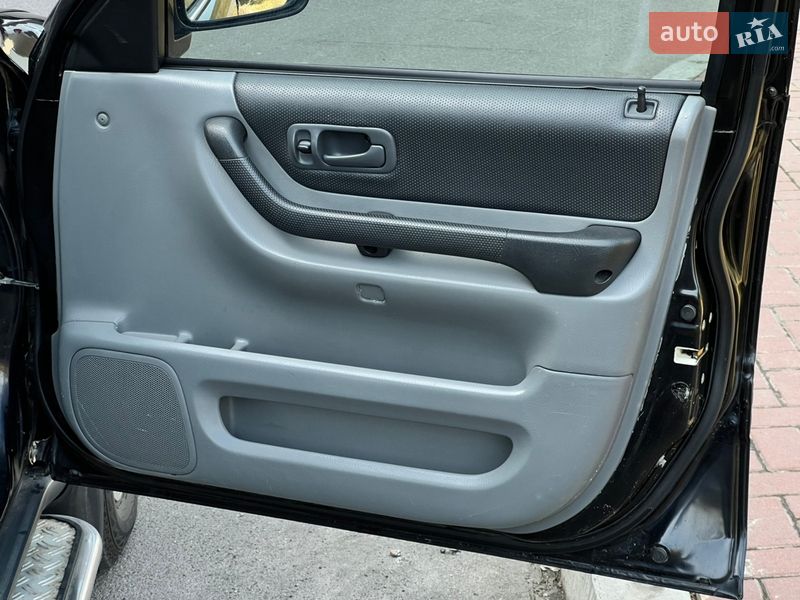 Внедорожник / Кроссовер Honda CR-V 1997 в Киеве