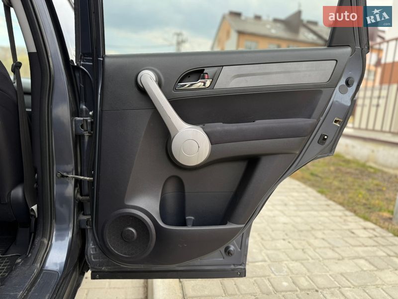 Внедорожник / Кроссовер Honda CR-V 2007 в Львове фото 43 Внедорожник / Кроссовер Honda CR-V 2007 в Львове