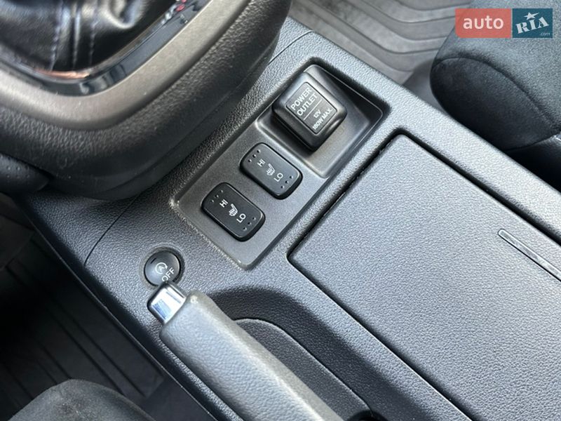 Внедорожник / Кроссовер Honda CR-V 2013 в Ровно