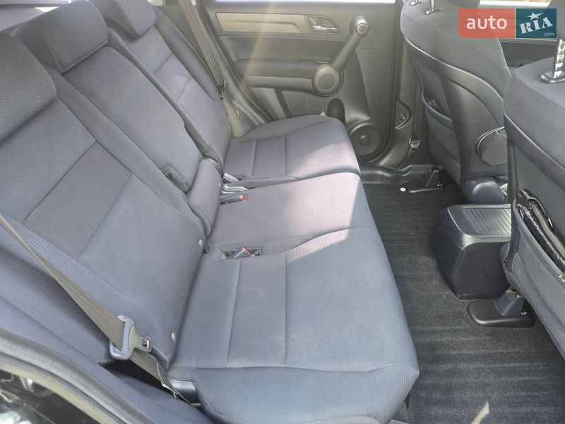 Внедорожник / Кроссовер Honda CR-V 2010 в Тернополе