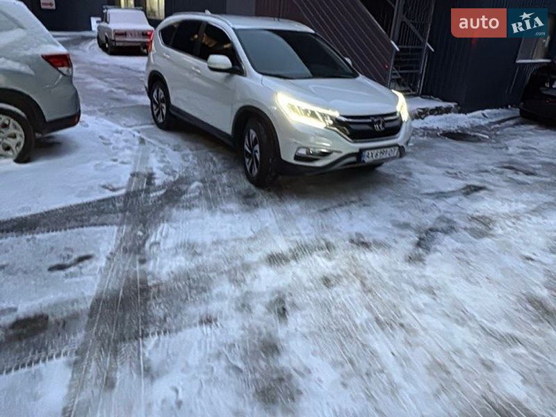 Внедорожник / Кроссовер Honda CR-V 2015 в Харькове