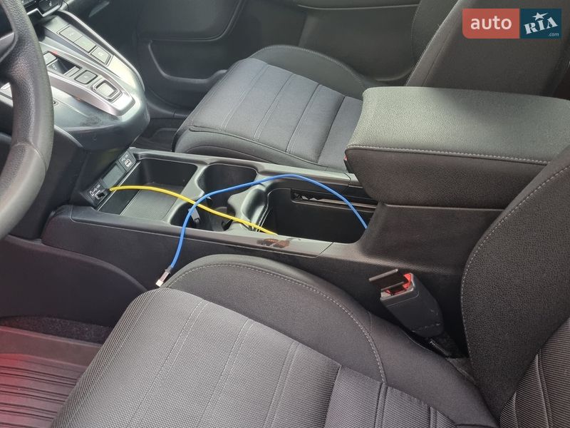 Внедорожник / Кроссовер Honda CR-V 2020 в Киеве