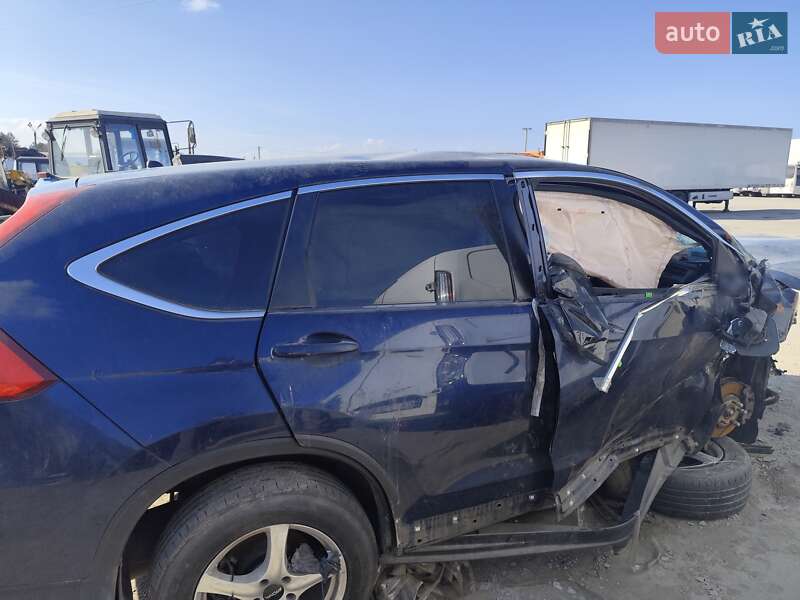 Внедорожник / Кроссовер Honda CR-V 2016 в Каневе фото 11 Внедорожник / Кроссовер Honda CR-V 2016 в Каневе