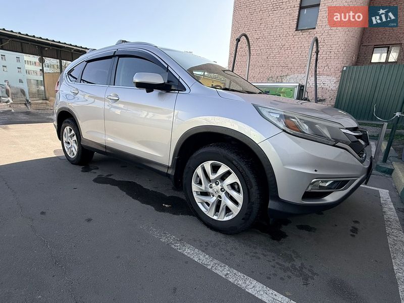 Позашляховик / Кросовер Honda CR-V 2015 в Києві