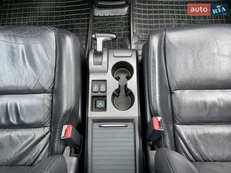 Внедорожник / Кроссовер Honda CR-V 2008 в Киеве