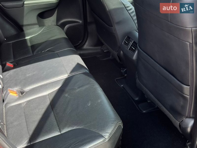 Внедорожник / Кроссовер Honda CR-V 2013 в Тернополе