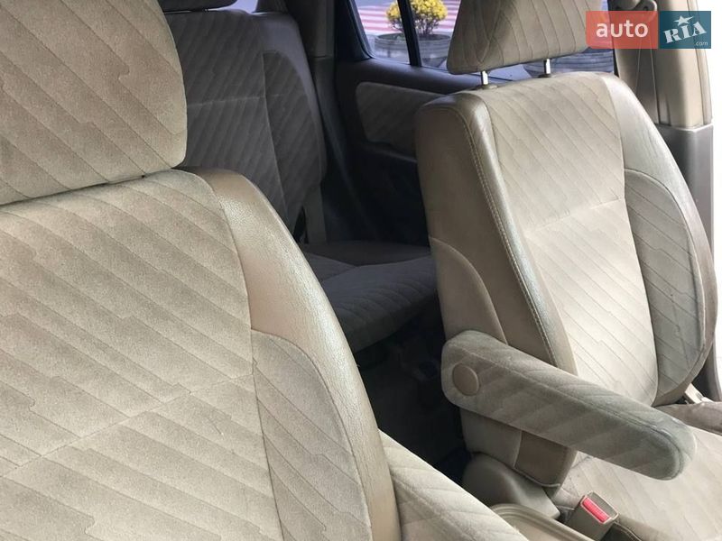 Позашляховик / Кросовер Honda CR-V 2003 в Києві