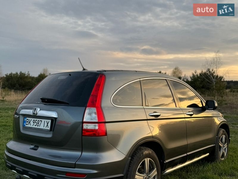 Внедорожник / Кроссовер Honda CR-V 2010 в Радивилове