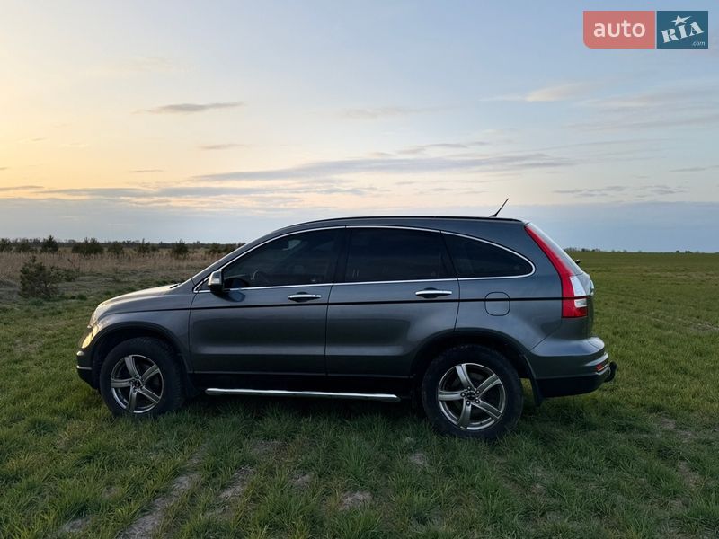 Внедорожник / Кроссовер Honda CR-V 2010 в Радивилове