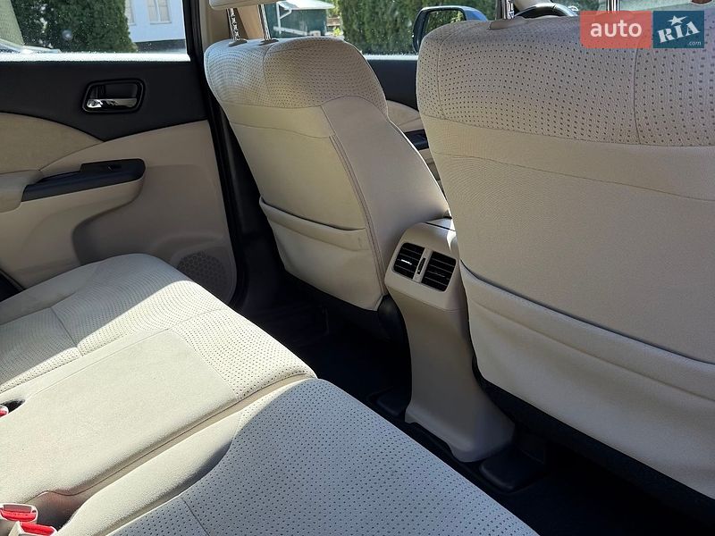 Внедорожник / Кроссовер Honda CR-V 2013 в Киеве