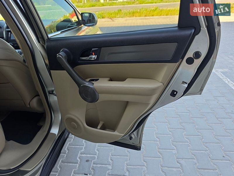 Позашляховик / Кросовер Honda CR-V 2008 в Тернополі