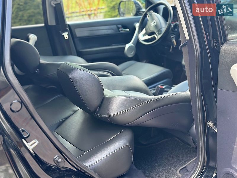 Внедорожник / Кроссовер Honda CR-V 2008 в Дрогобыче