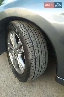 Хэтчбек Honda CR-Z 2013 в 