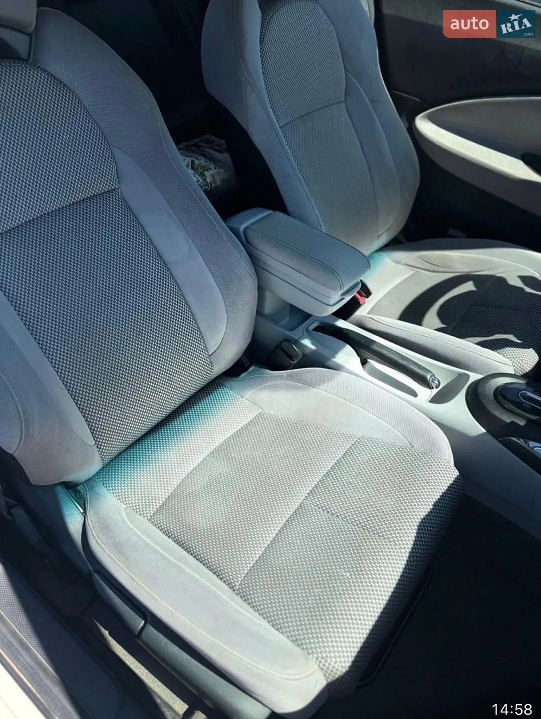 2011 Honda CR-Z - мініатюра 14