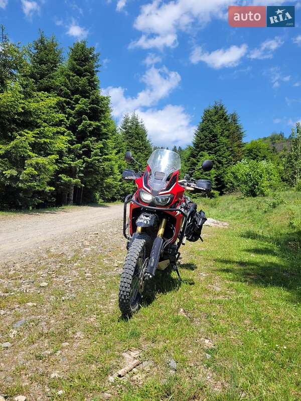 Мотоцикл Позашляховий (Enduro) Honda CRF 1000L Africa Twin 2017 в Львові