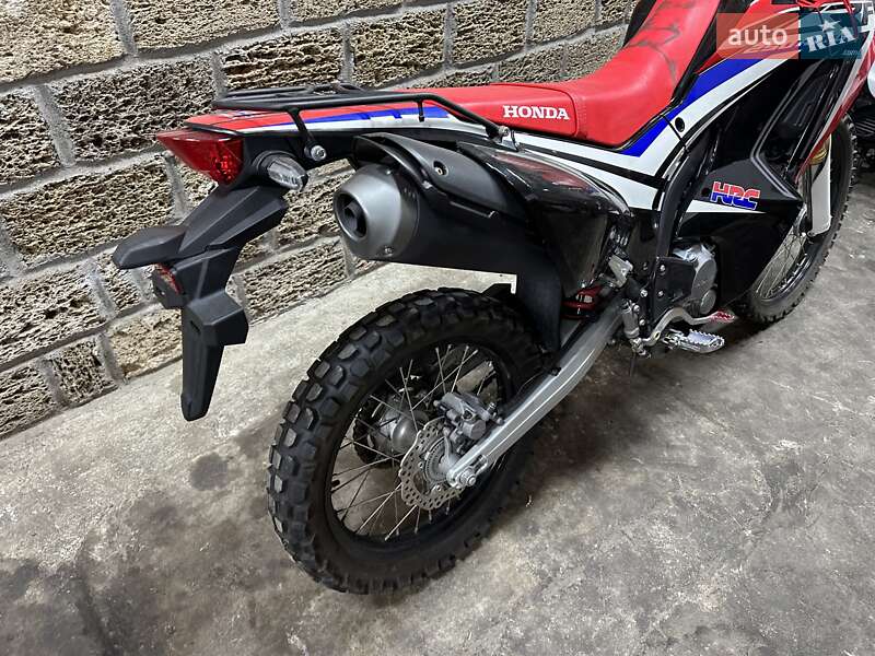 Мотоцикл Внедорожный (Enduro) Honda CRF 250L Rally 2017 в Одессе фото 2 Мотоцикл Внедорожный (Enduro) Honda CRF 250L Rally 2017 в Одессе