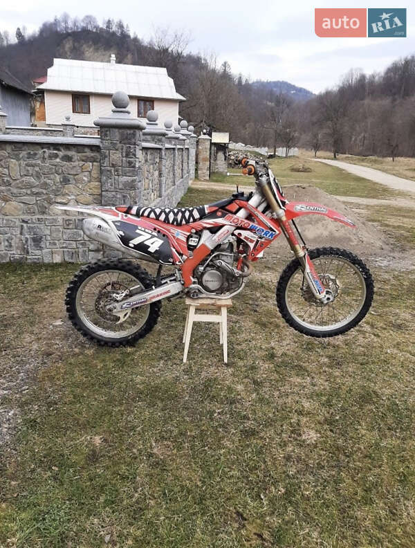 Мотоцикл Кросс Honda CRF 250L 2013 в Косове