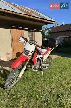 Мотоцикл Внедорожный (Enduro) Honda CRF 250L 2016 в 
