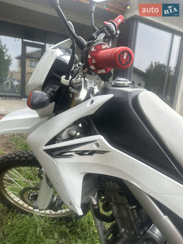 Мотоцикл Позашляховий (Enduro) Honda CRF 250L 2015 в Дніпрі
