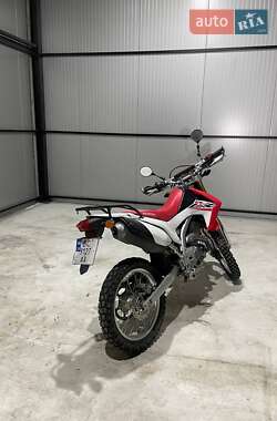 Мотоцикл Багатоцільовий (All-round) Honda CRF 250L 2015 в Львові