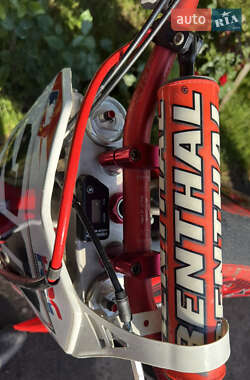 Мотоцикл Кросс Honda CRF 250R 2012 в 