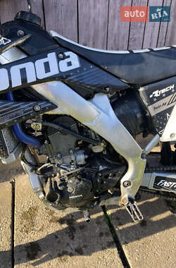 Мотоцикл Кросс Honda CRF 250R 2009 в 