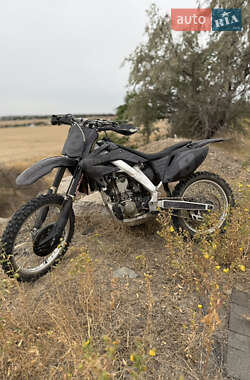 Мотоцикл Кросс Honda CRF 250R 2009 в 