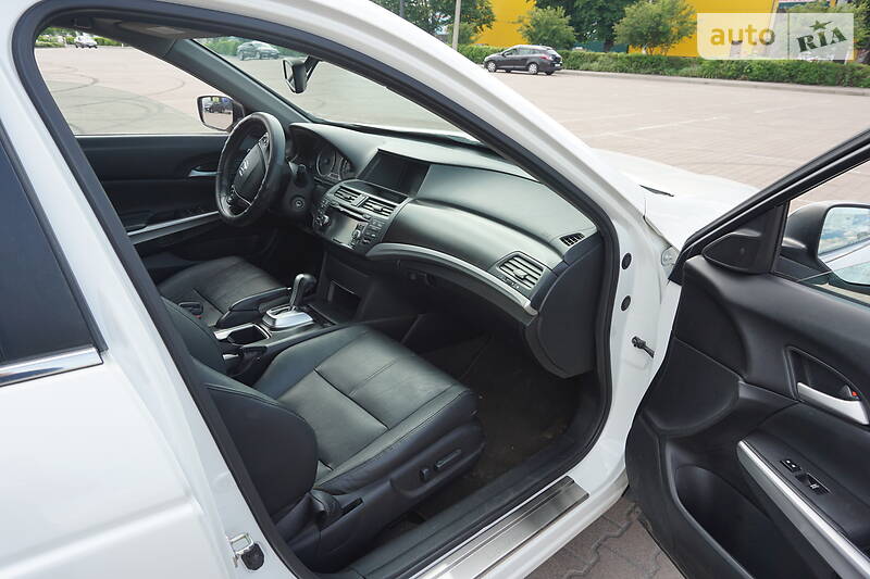 Внедорожник / Кроссовер Honda Crosstour 2013 в Житомире