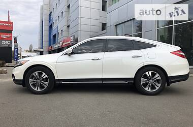 Внедорожник / Кроссовер Honda Crosstour 2013 в Киеве