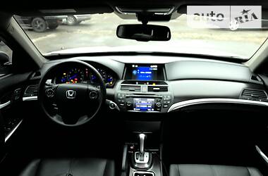 Внедорожник / Кроссовер Honda Crosstour 2015 в Киеве