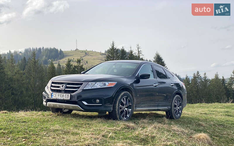 Внедорожник / Кроссовер Honda Crosstour 2013 в Черновцах