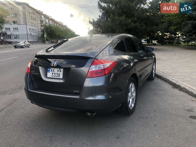 Позашляховик / Кросовер Honda Crosstour 2010 в Дніпрі