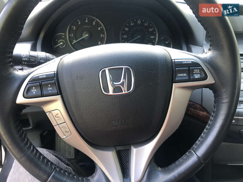 Позашляховик / Кросовер Honda Crosstour 2010 в Дніпрі