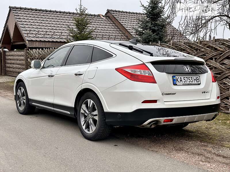 Внедорожник / Кроссовер Honda Crosstour 2013 в Киеве