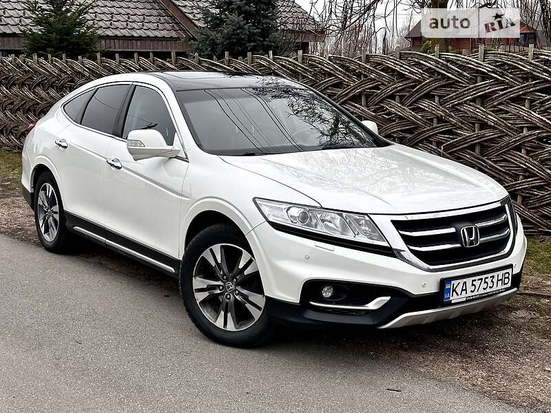 Позашляховик / Кросовер Honda Crosstour 2013 в 