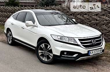 Позашляховик / Кросовер Honda Crosstour 2013 в 