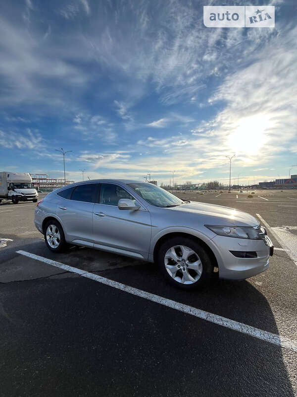 Внедорожник / Кроссовер Honda Crosstour 2011 в Киеве
