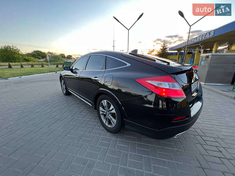 Позашляховик / Кросовер Honda Crosstour 2013 в Умані