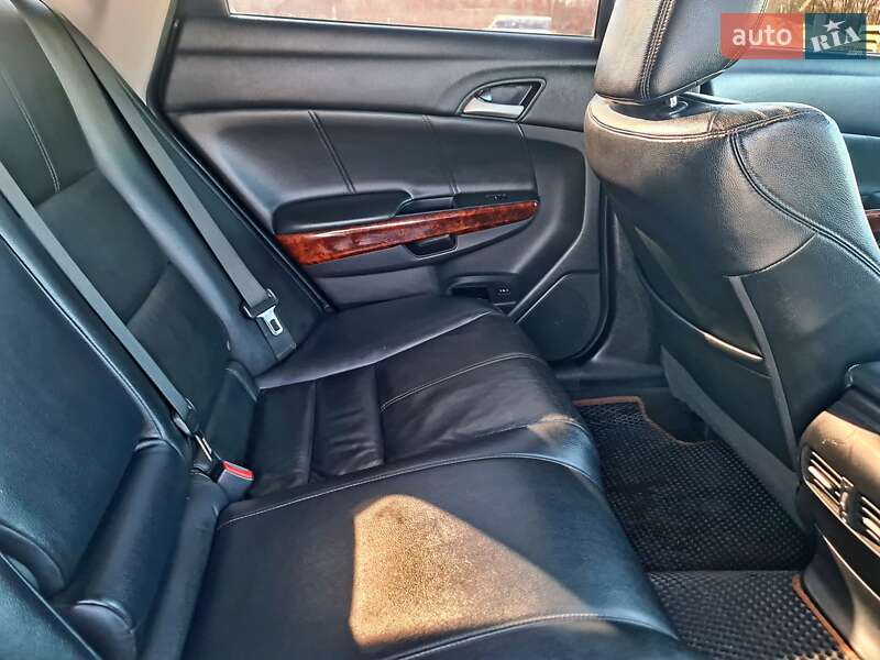Внедорожник / Кроссовер Honda Crosstour 2011 в Житомире