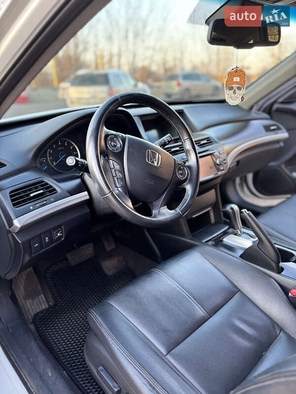 Позашляховик / Кросовер Honda Crosstour 2013 в Смілі