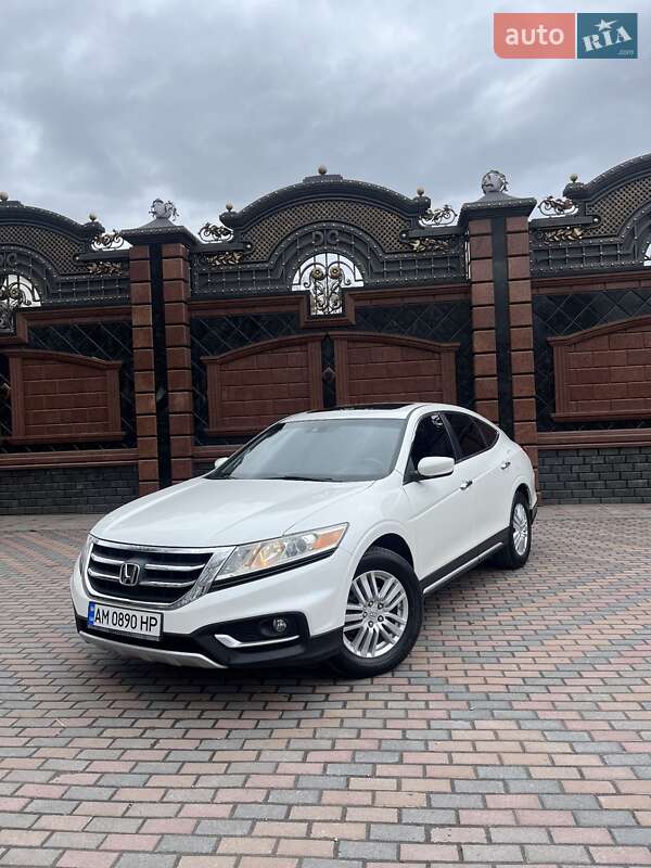 Позашляховик / Кросовер Honda Crosstour 2013 в Звягелі