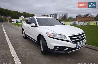 Внедорожник / Кроссовер Honda Crosstour 2015 в Львове