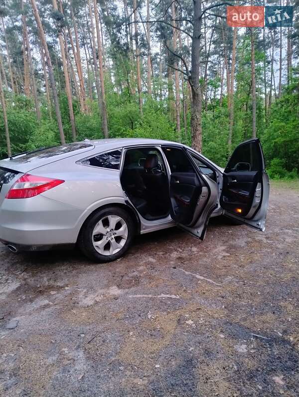 Внедорожник / Кроссовер Honda Crosstour 2011 в Киеве