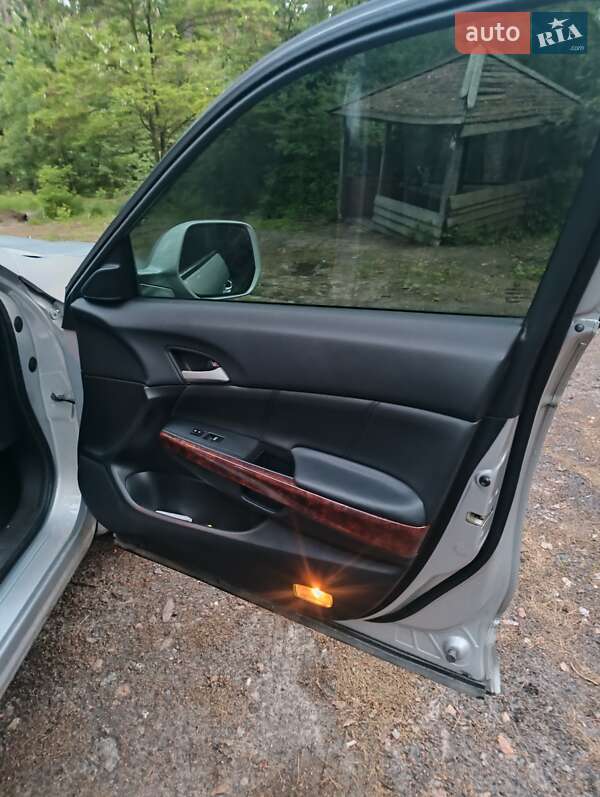 Внедорожник / Кроссовер Honda Crosstour 2011 в Киеве