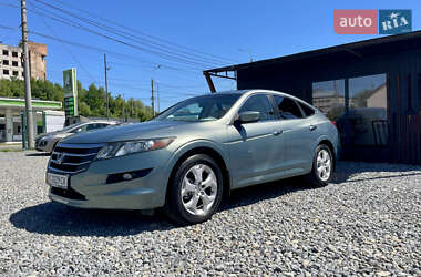 Внедорожник / Кроссовер Honda Crosstour 2010 в Черновцах