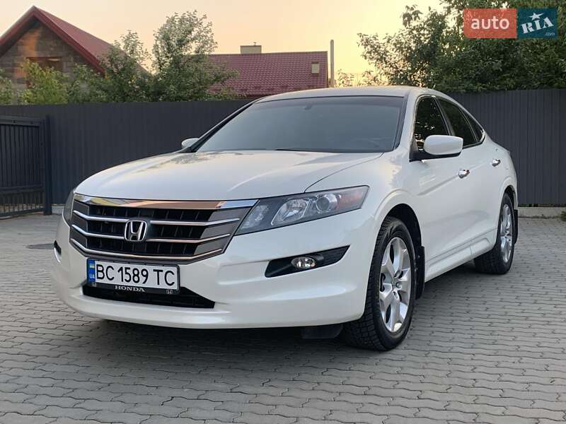 Внедорожник / Кроссовер Honda Crosstour 2010 в Жовкве