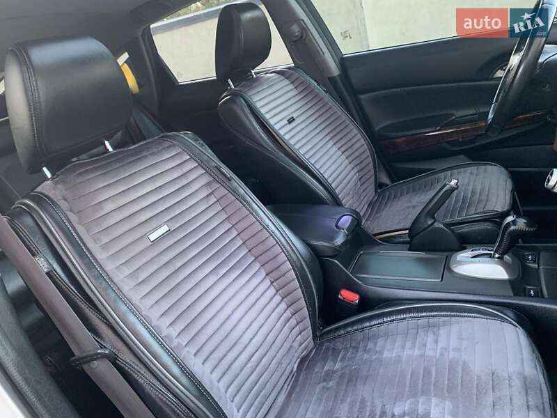 Внедорожник / Кроссовер Honda Crosstour 2010 в Жовкве