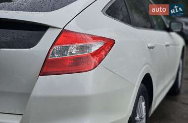Позашляховик / Кросовер Honda Crosstour 2012 в 