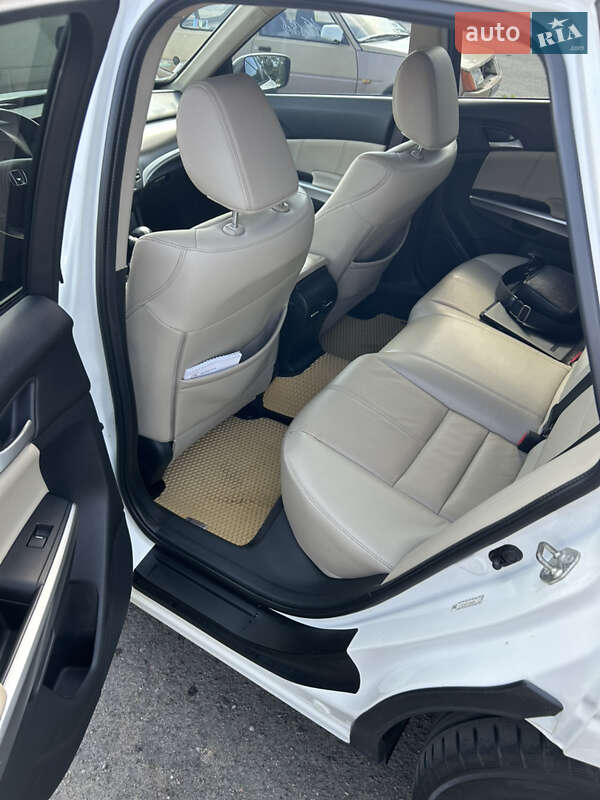 Внедорожник / Кроссовер Honda Crosstour 2015 в Одессе