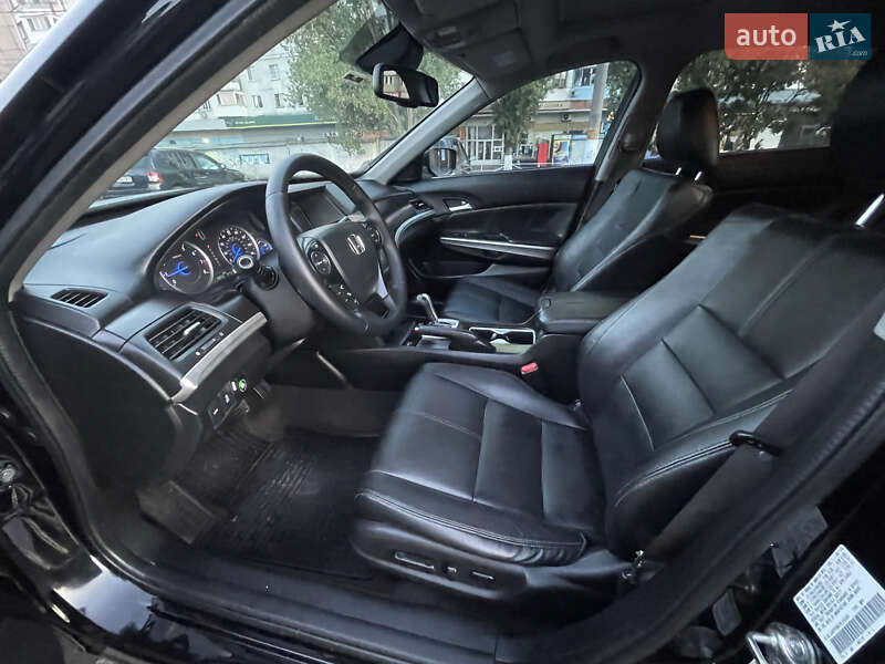 Внедорожник / Кроссовер Honda Crosstour 2014 в Одессе фото 19 Внедорожник / Кроссовер Honda Crosstour 2014 в Одессе